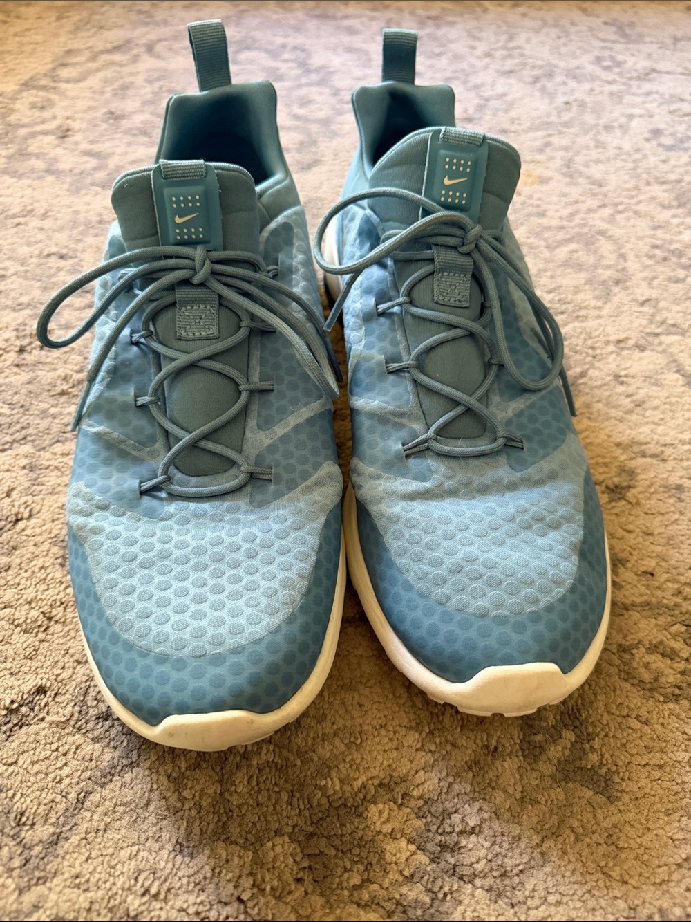 Nike Women’s Teal Lace-Up Athletic Sneakers